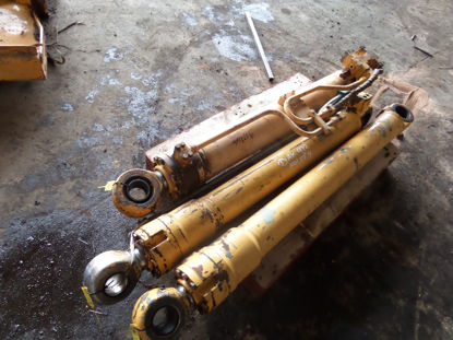 Liebherr 377-original-SAM-0997-JPG